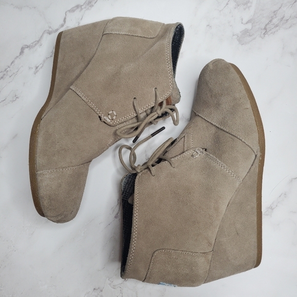 Toms Suede Wedge Lace-Up Tan Desert Boots Booties Ankle Boots Women's 8.5 - Picture 5 of 9